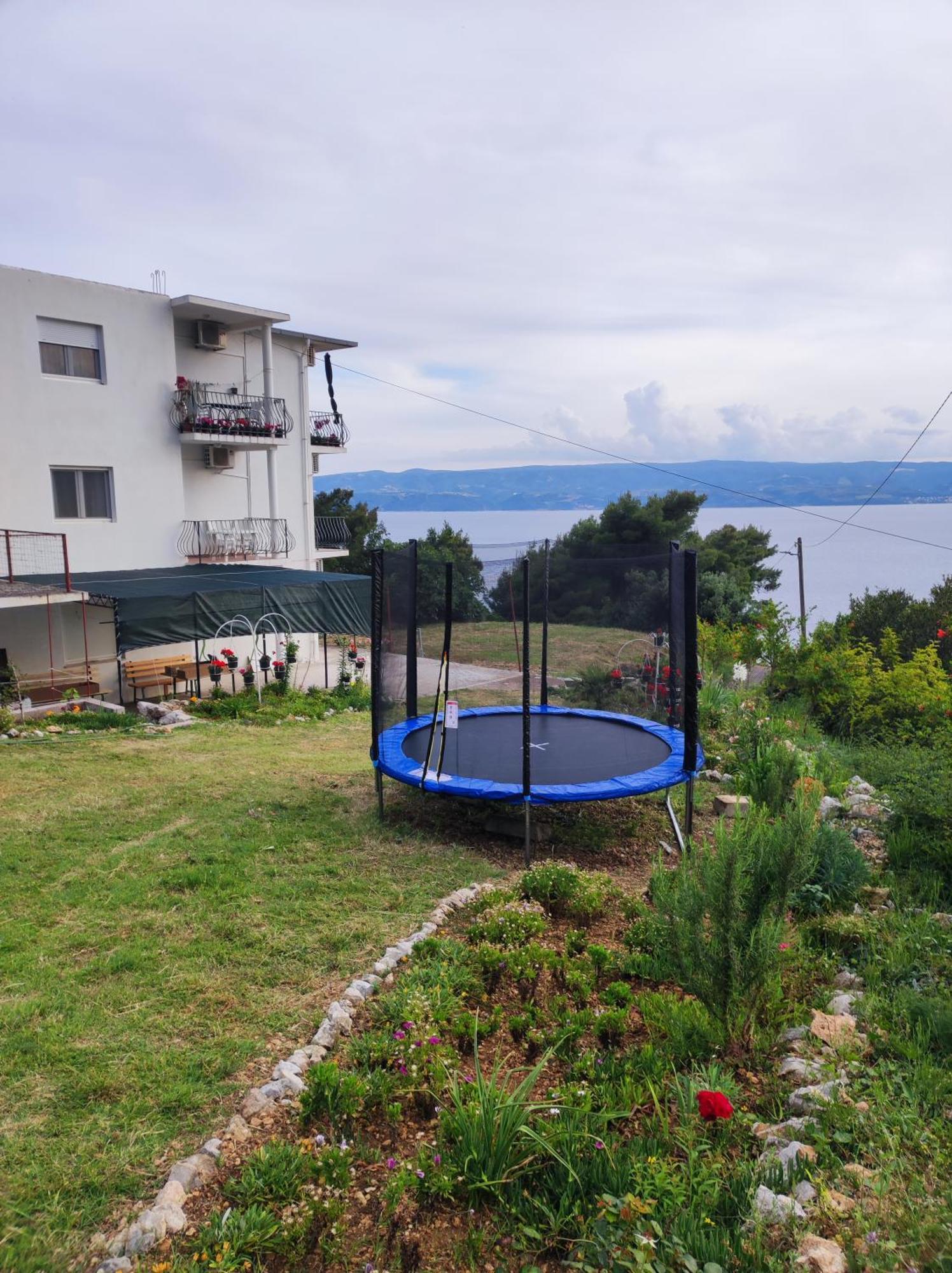 Apartment With 2 Balconies And Sea View Omiš Kültér fotó